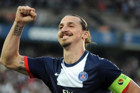 mk体育官网入口-切尔西前锋冲刺速度成优势，切尔西历史十大前锋