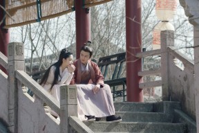 mk体育下载-唐纳德·高尔强力冲击对方防线，助力袋鼠队取胜，唐纳德古尔德