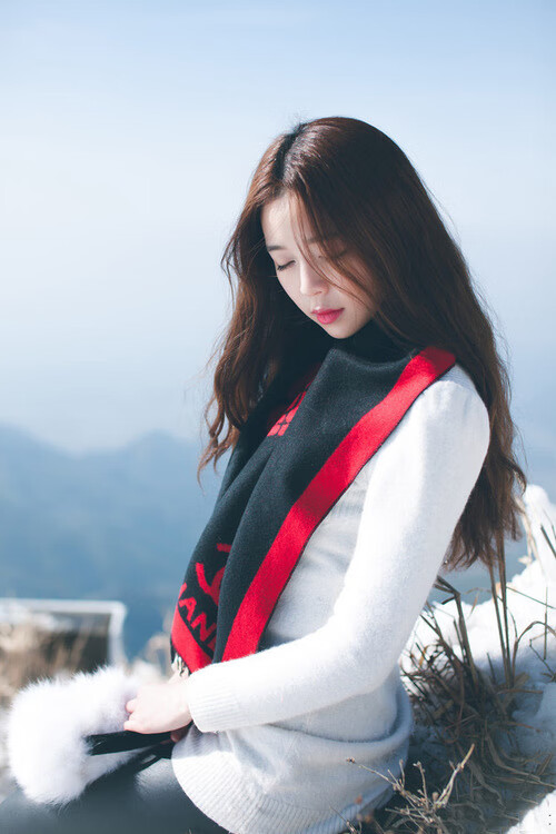 欧冠淘汰赛:天王巨星豪门“对决”,谁能晋级?