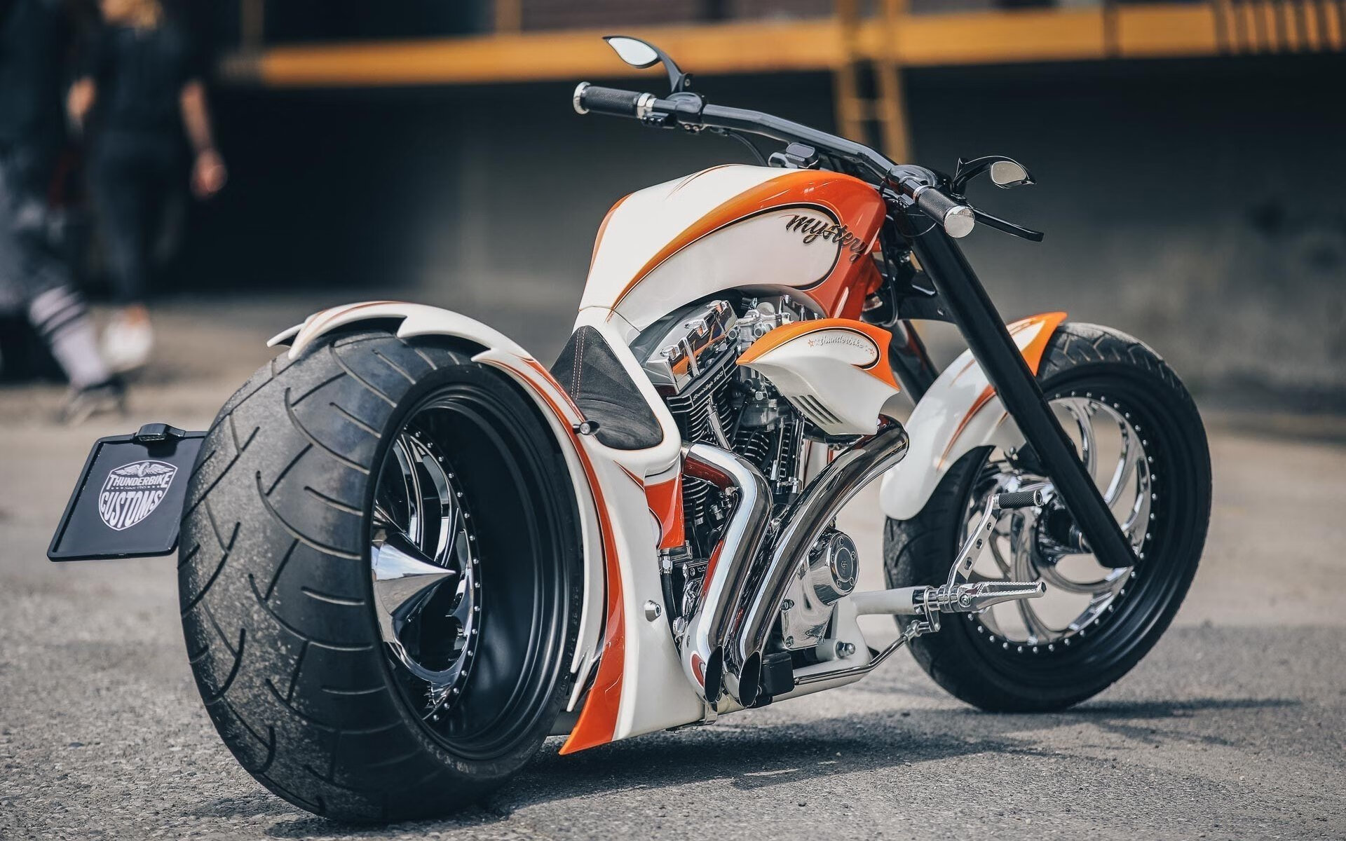 尤文强势开局,控球及快速反击压制阿联酋豪门,尤文对战