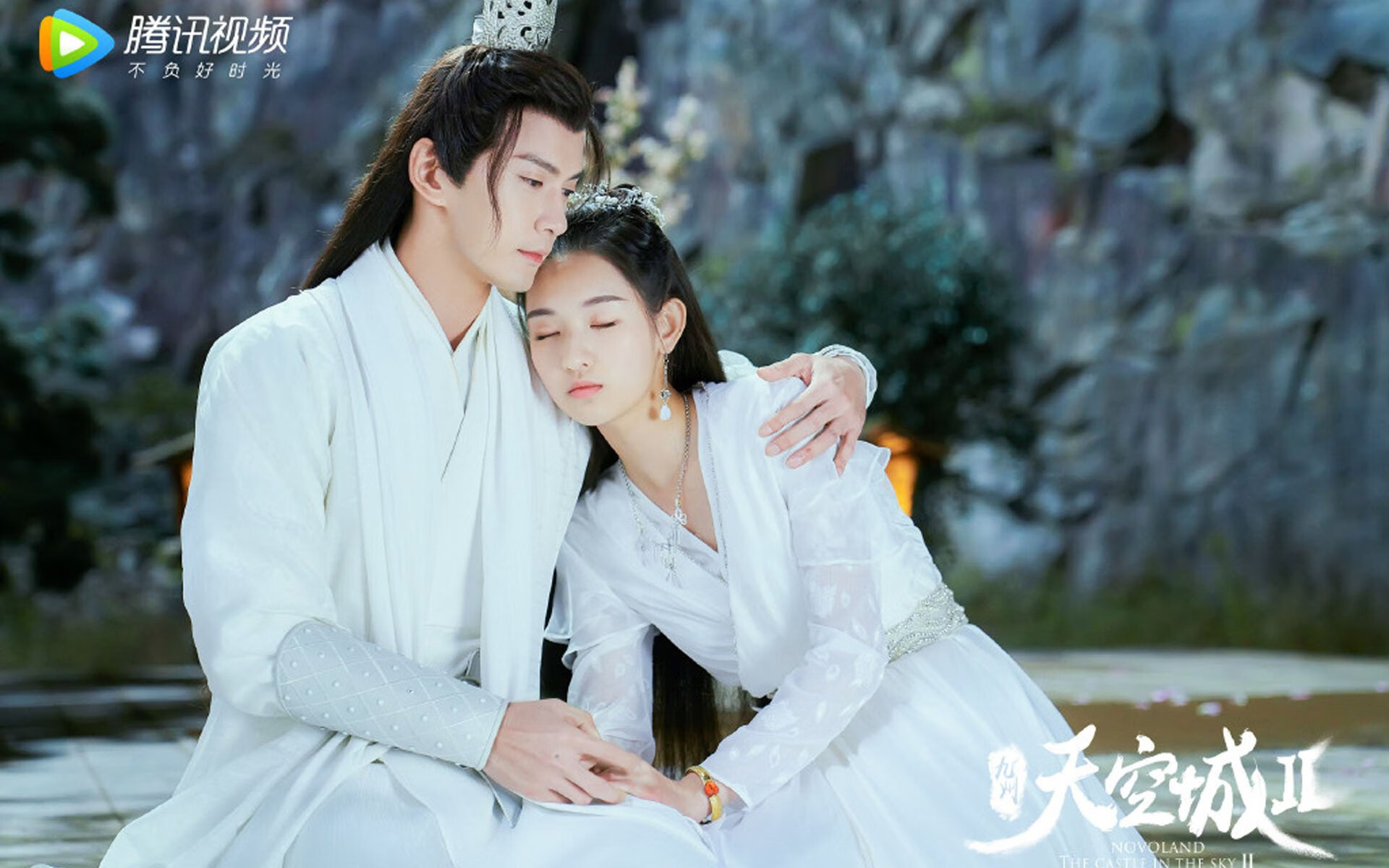 快速逼抢制造空档引爆进攻端