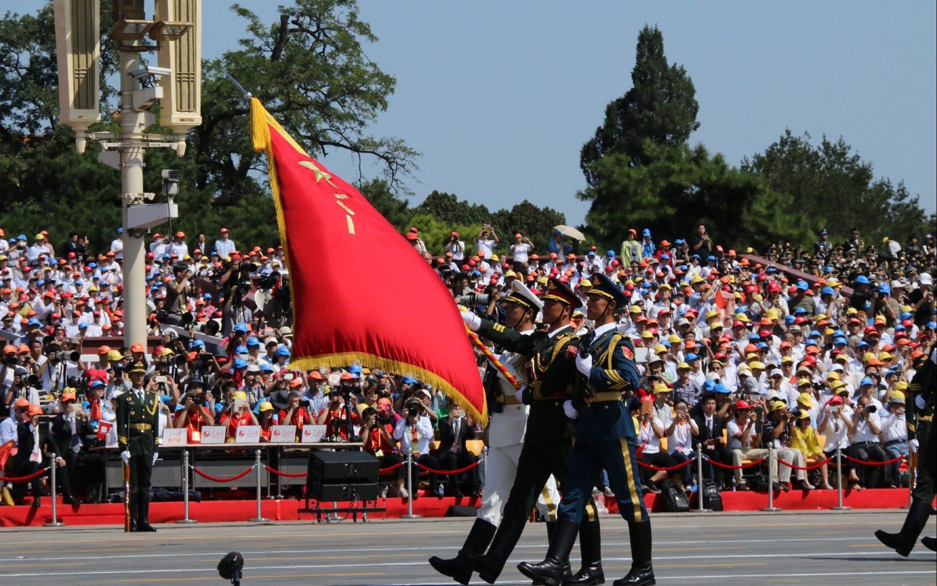 查默斯冲刺阶段技压群雄,查尔莫斯得分